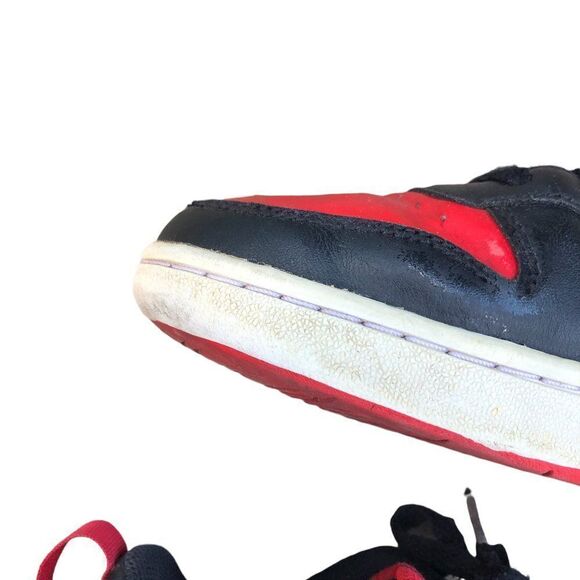 NIKE court borough low 2 'Bred' black university red size 8.5 - Picture 14 of 15